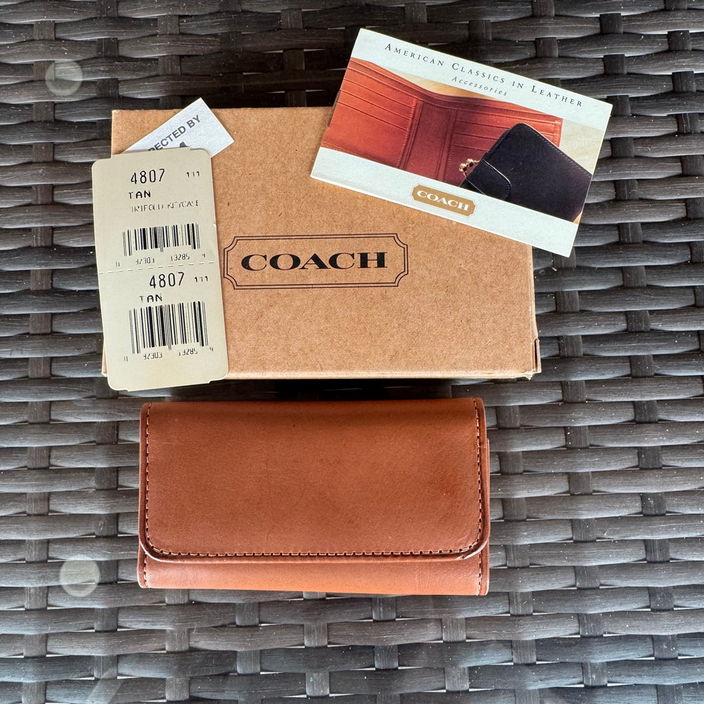 🌺🩷 Vintage Coach British Tan Leather Trifold Key Case 4807 Nwt🍬⚡ 🤎🌆