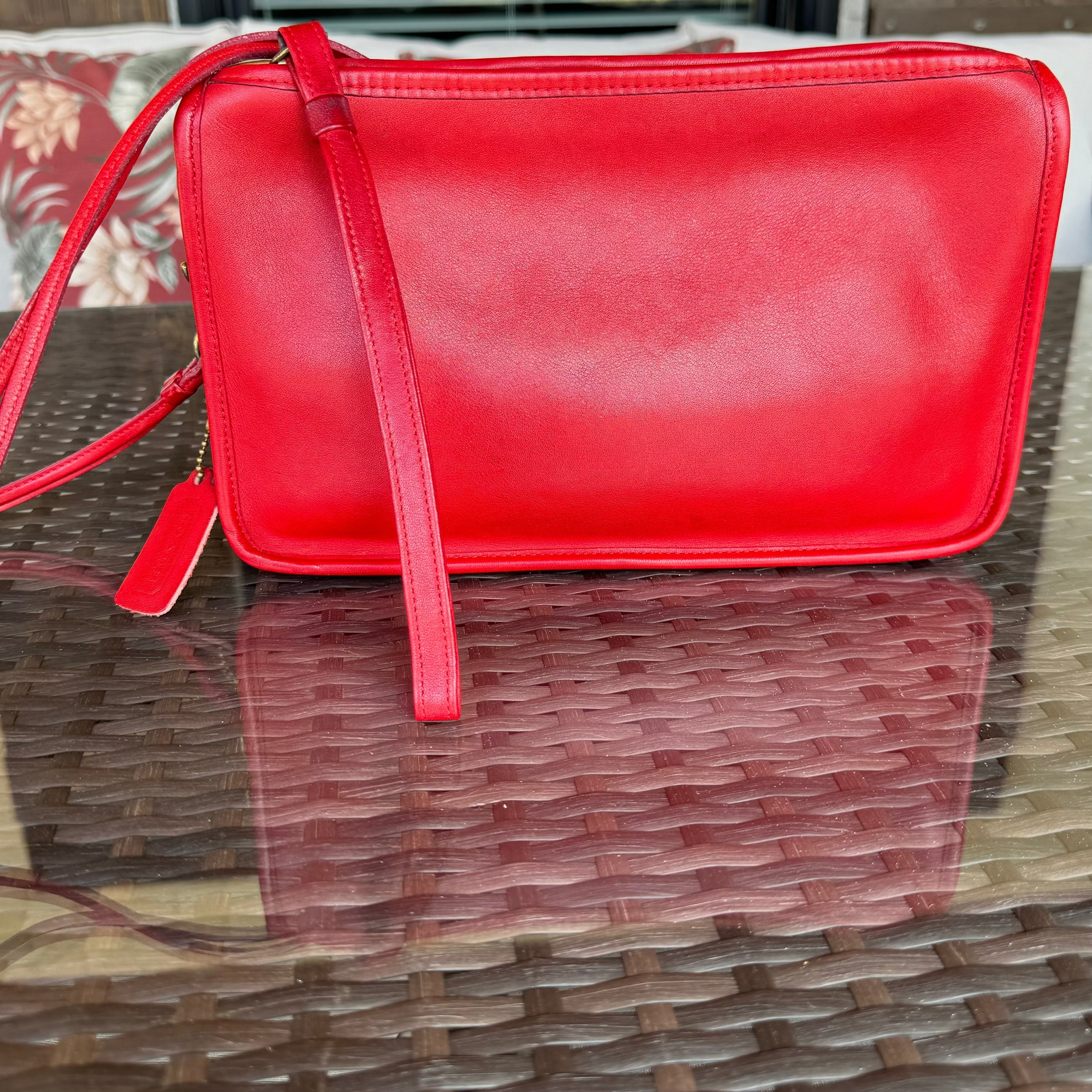 🌺🩷 Vintage Coach Red Zippered Clutch 9455🍎🔥 🤎🌆