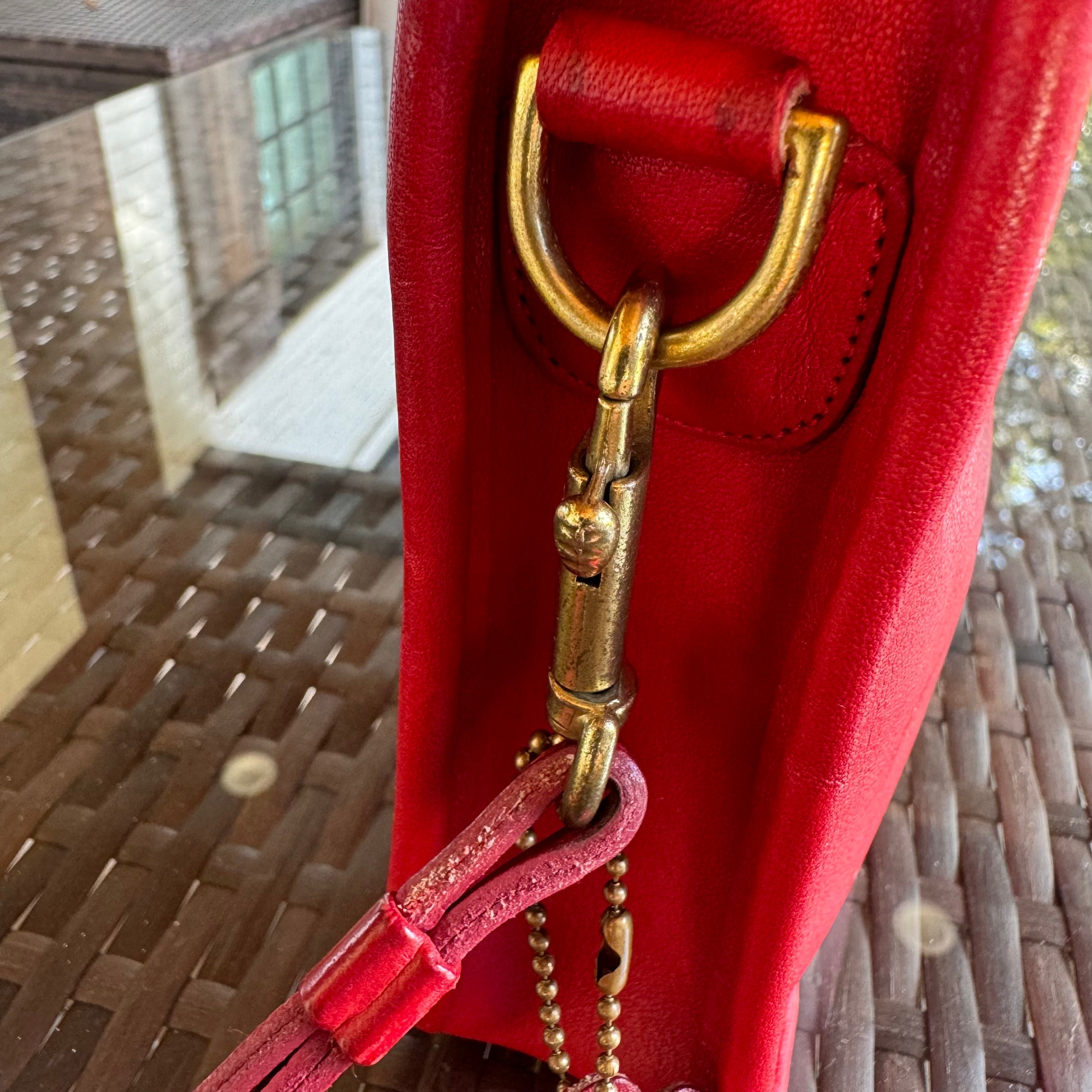 🌺🩷 Vintage Coach Red Zippered Clutch 9455🍎🔥 🤎🌆