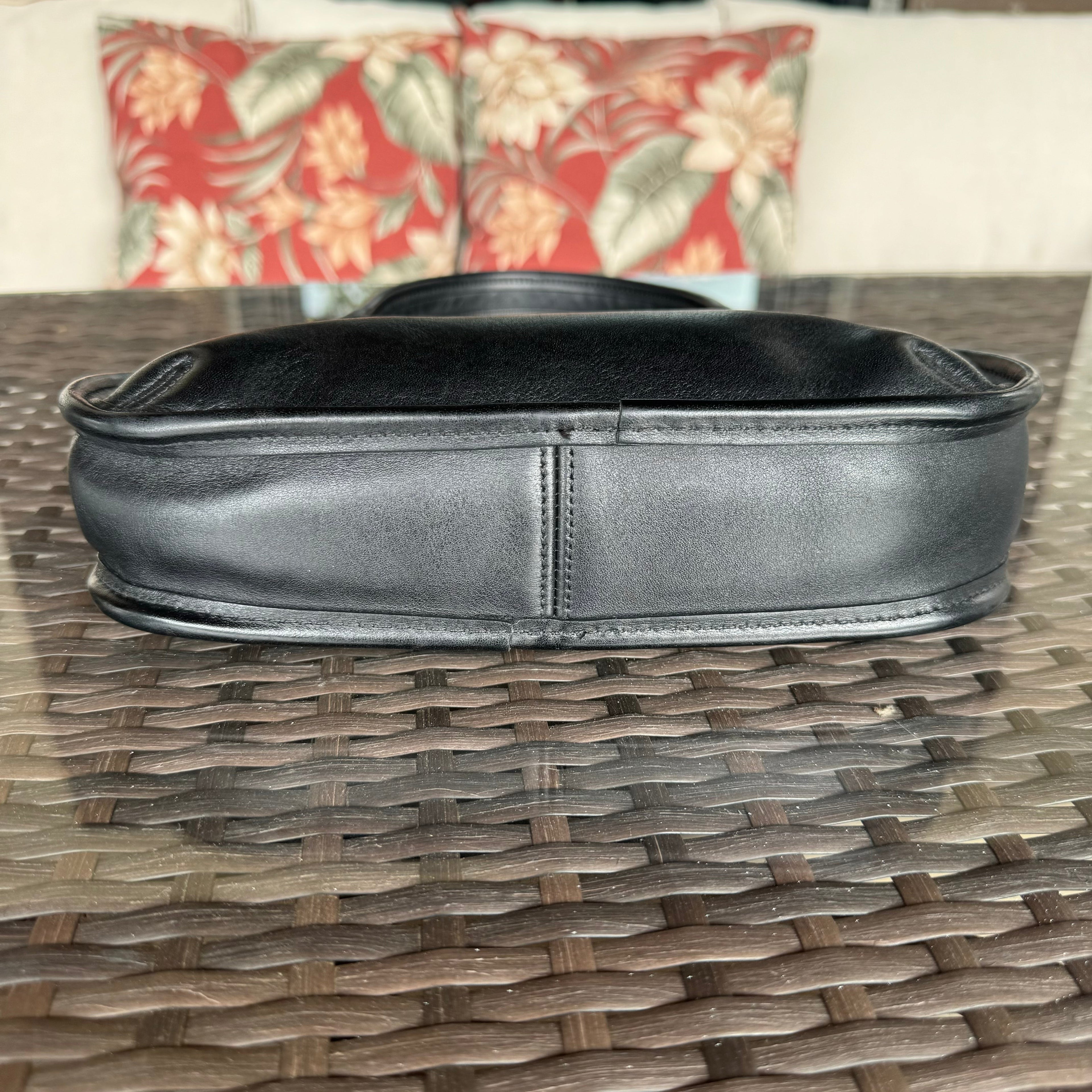 🌺🩷 Vintage Coach Black 9027 Mini Ergo🩶🏙️ 🤎🌆