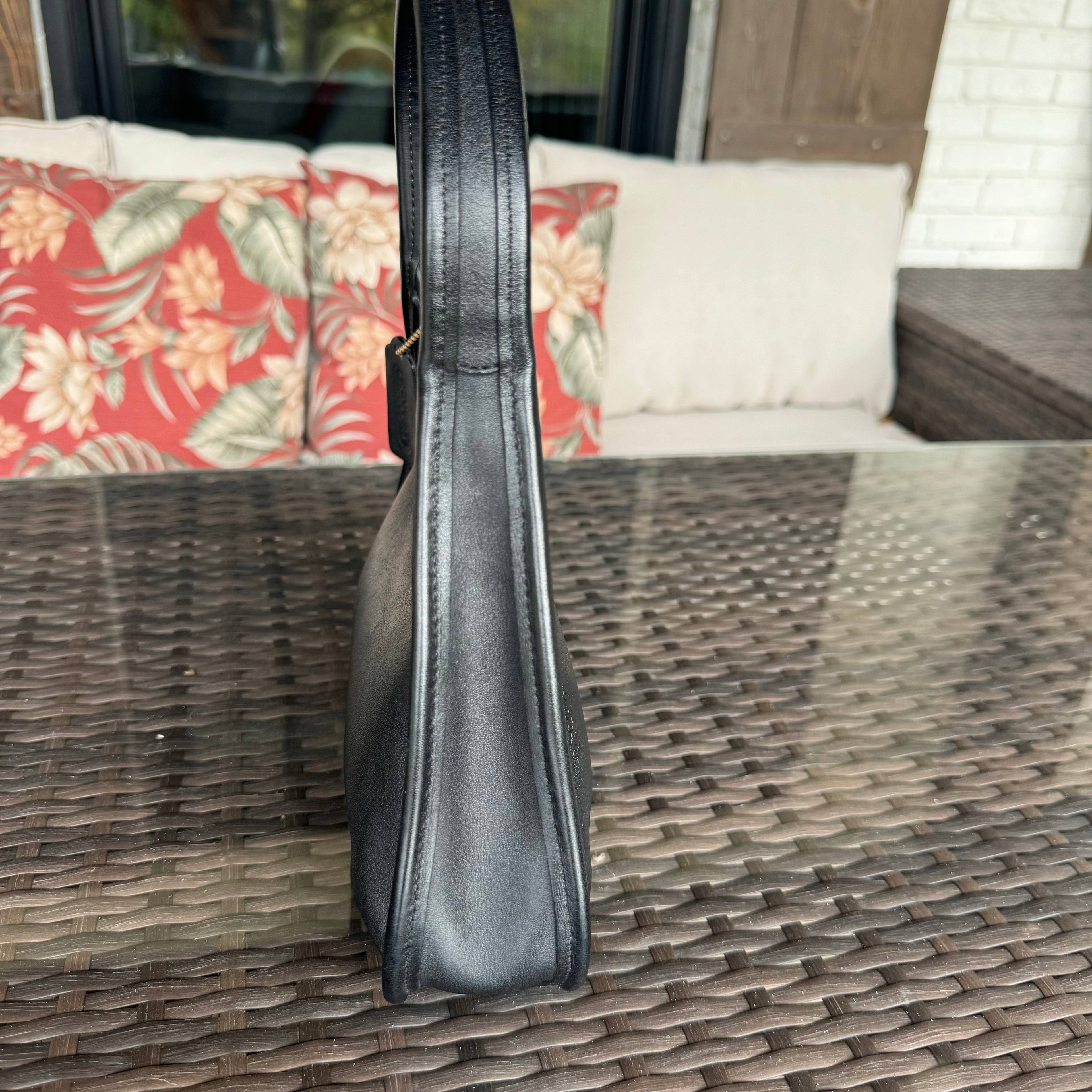 🌺🩷 Vintage Coach Black 9027 Mini Ergo🩶🏙️ 🤎🌆