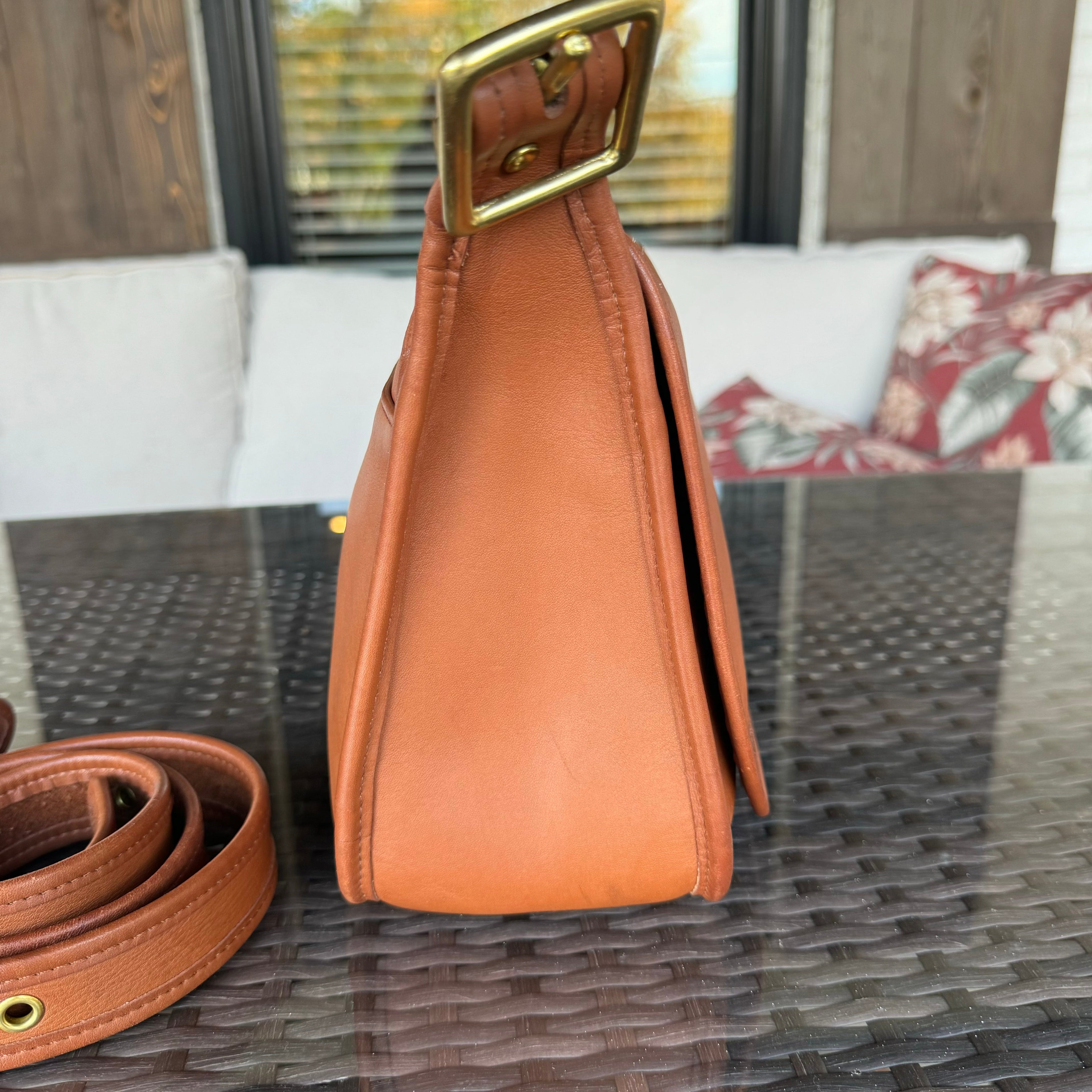 🌺🩷 Vintage Coach British Tan Patricas Legacy 9951🍂✨ 🤎🌆