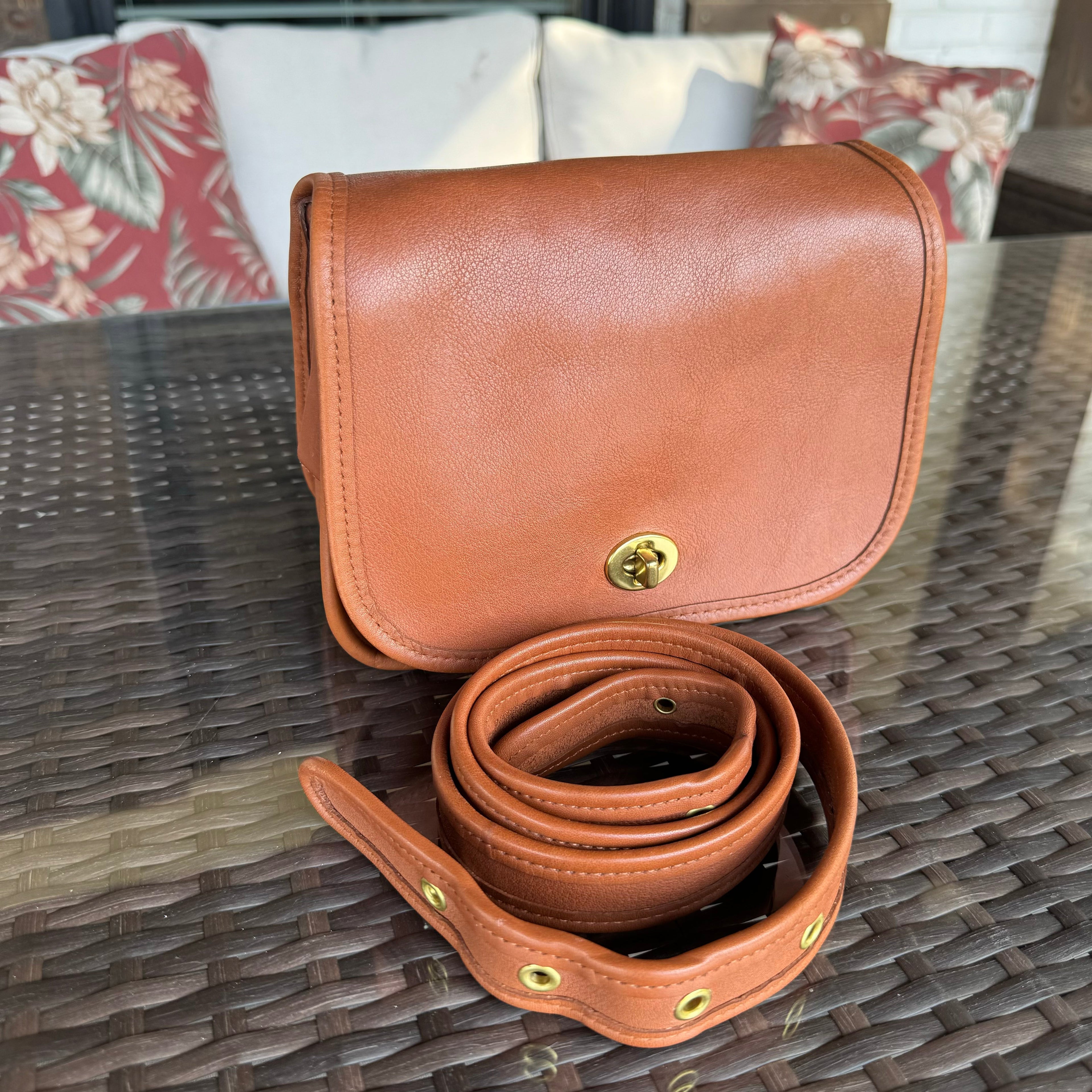 🌺🩷 Vintage Coach Bt Legacy Small Flap 9965✨🔥 🤎🌆