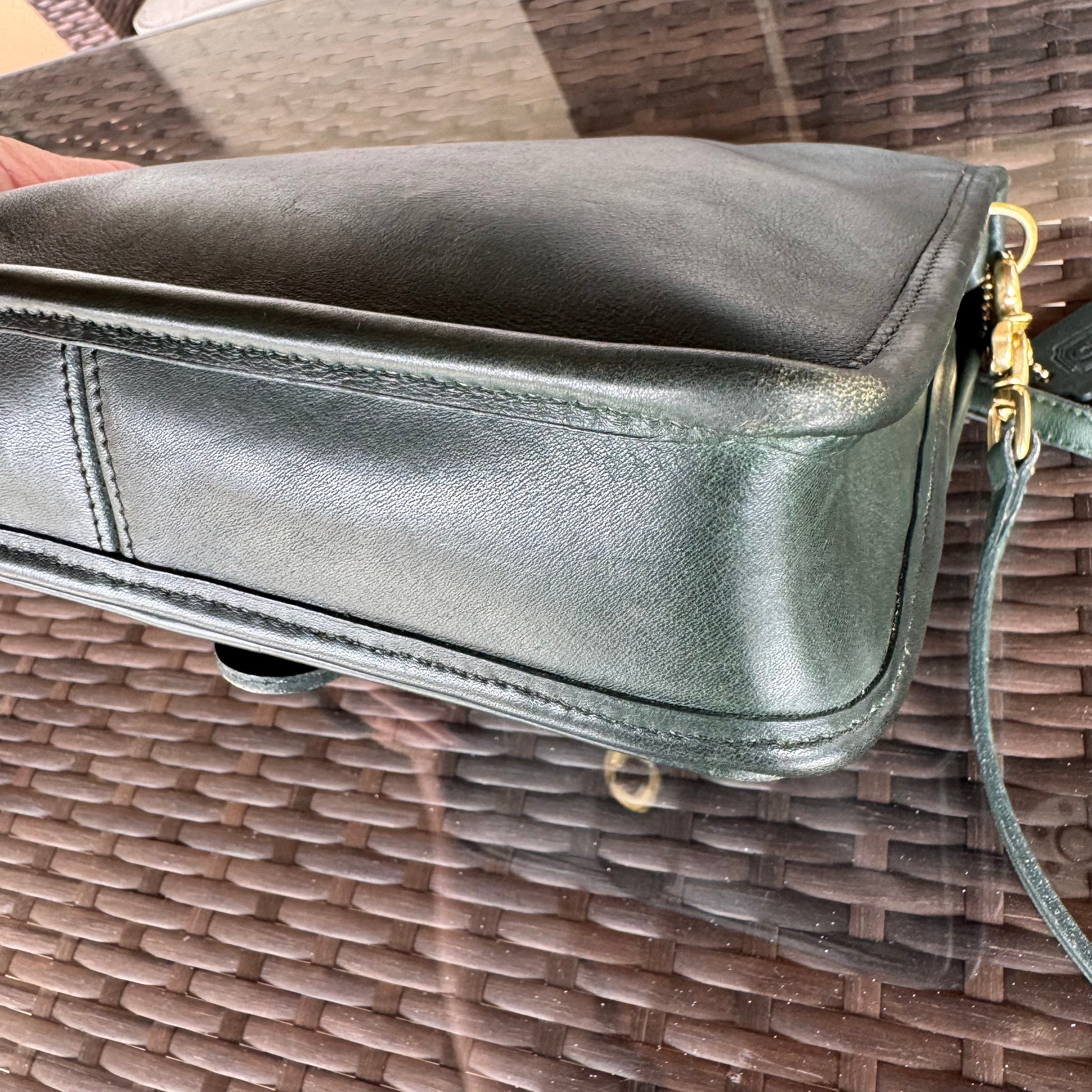 🌺🩷 Vintage Coach Bottle Green Station Bag 5130🌲🍀 🤎🌆