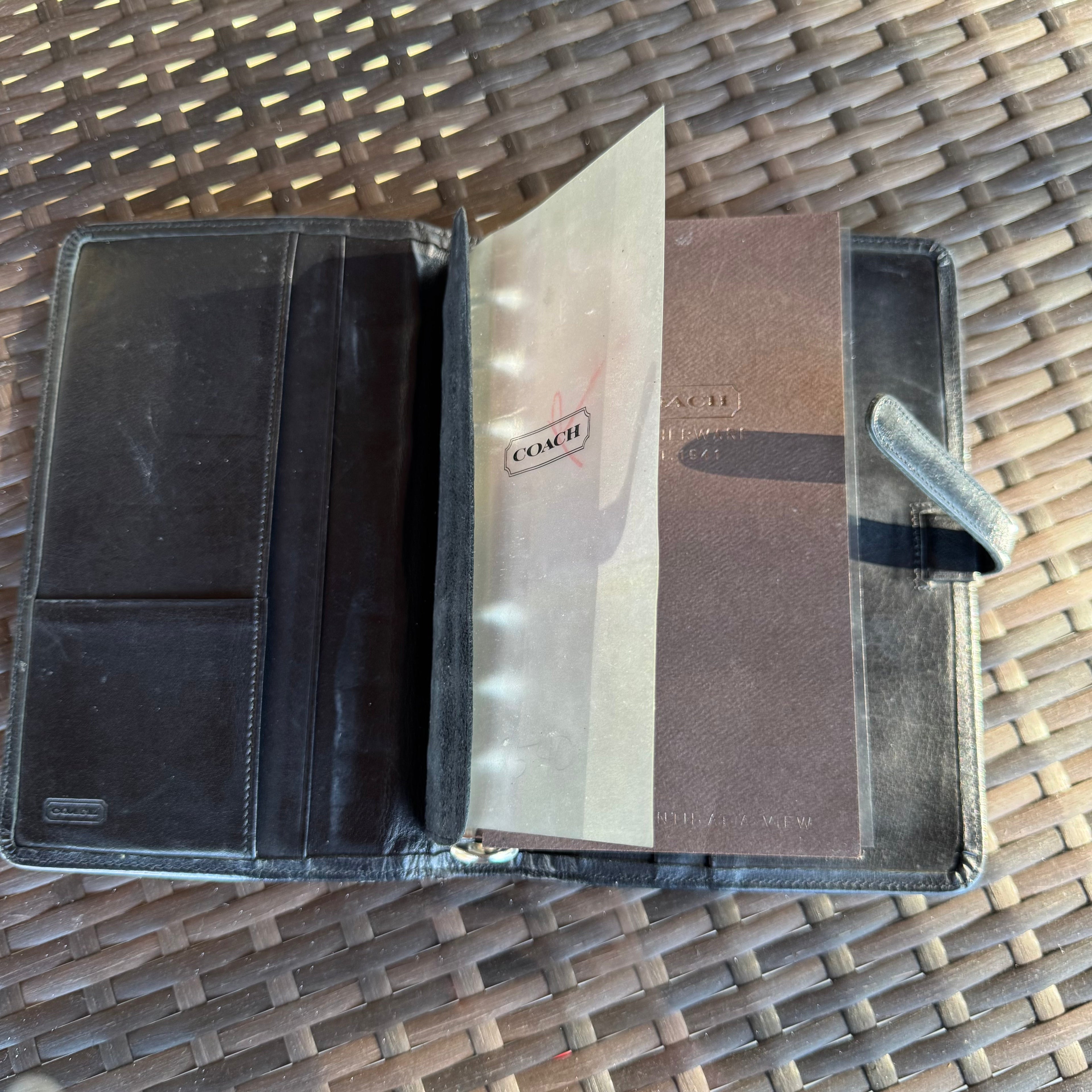 🌺🩷 Vintage Coach Black Pocket Organizer🖤🍫 🤎🌆