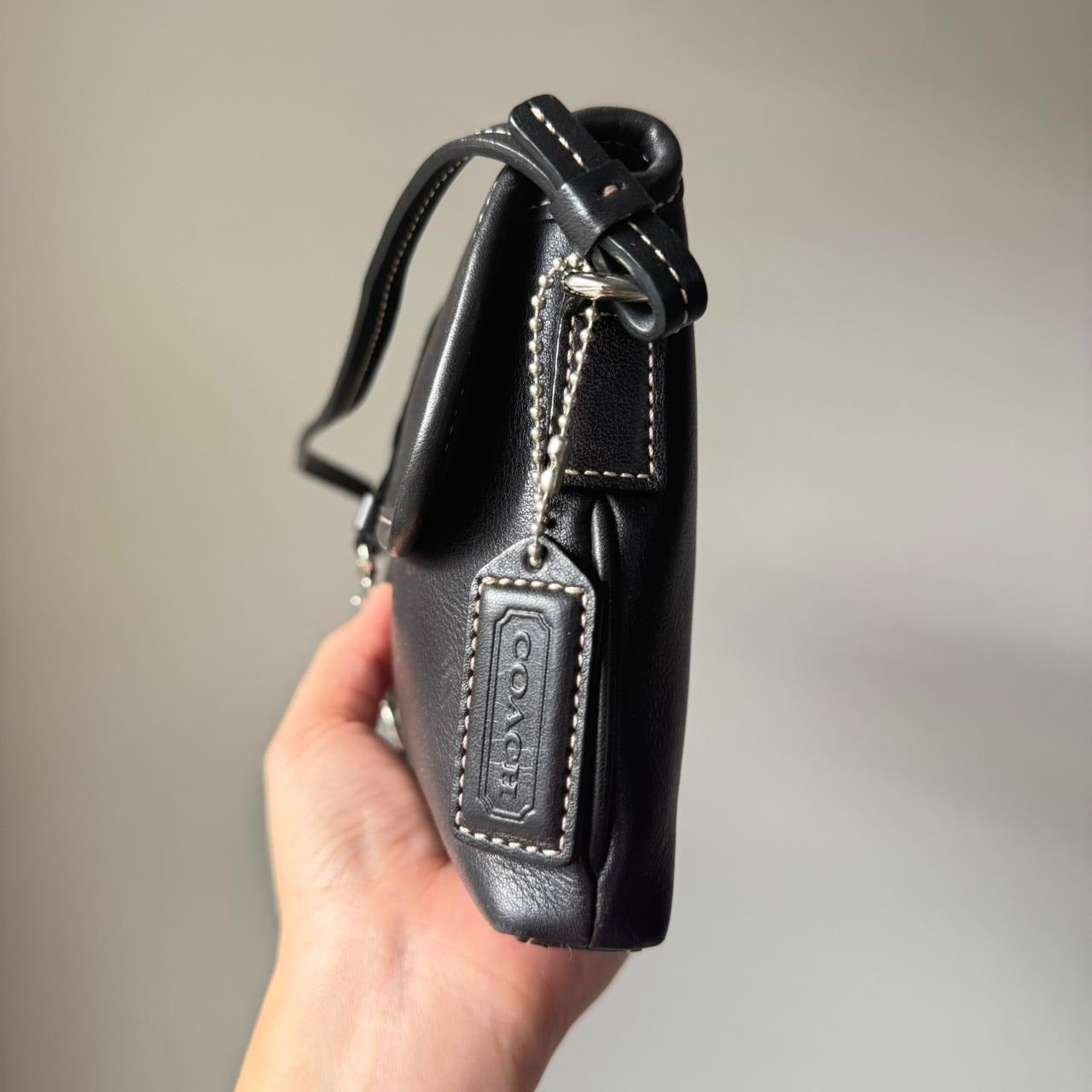 🌺🩷 Vintage Coach Hamptons Clip Demi flap 🤎🌆