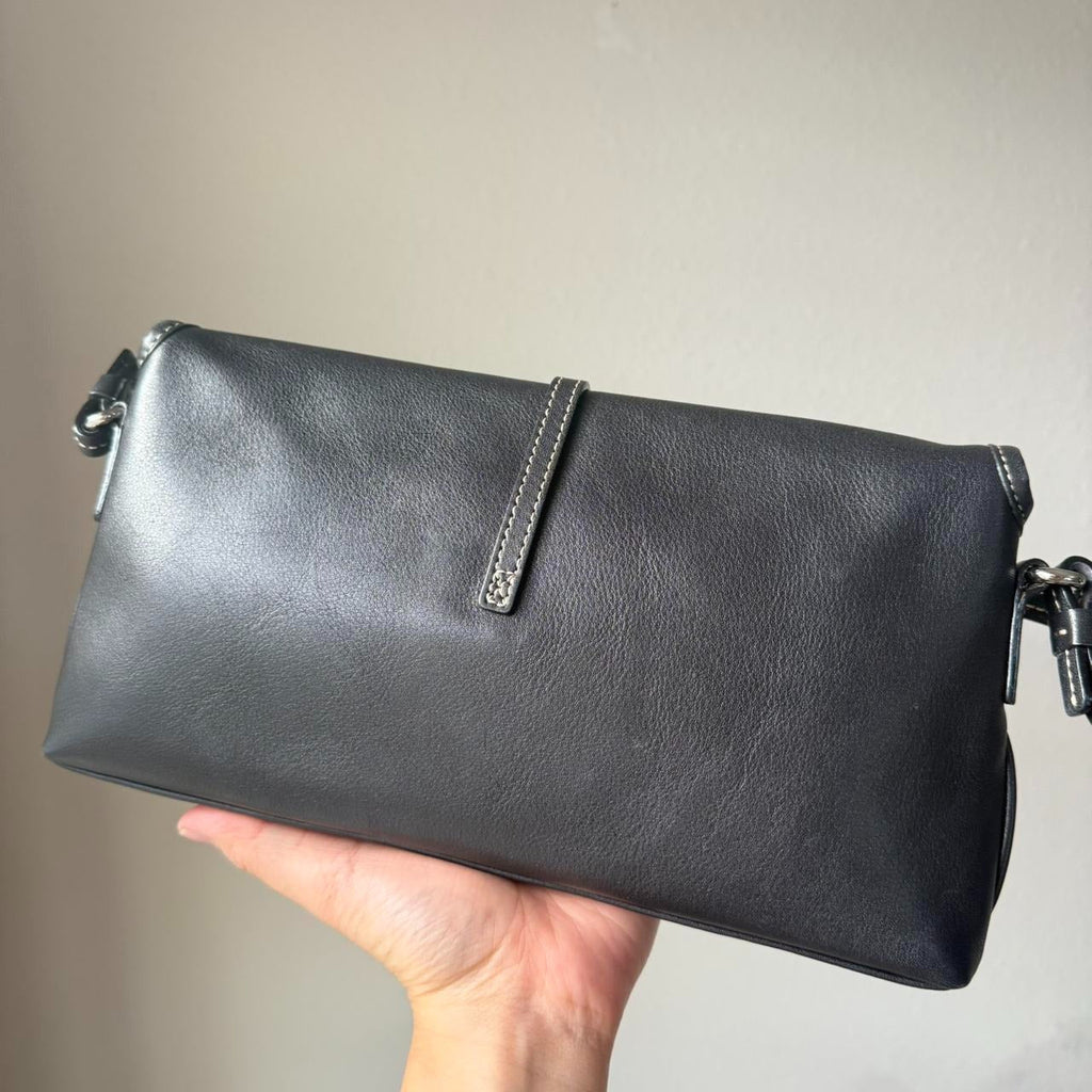 🌺🩷 Vintage Coach Hamptons Clip Demi flap 🤎🌆