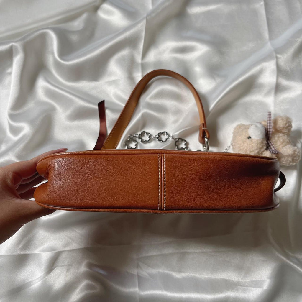 🌺🩷 🤎 2002  Coach Hampton Mini Bag 🤎 🤎🌆