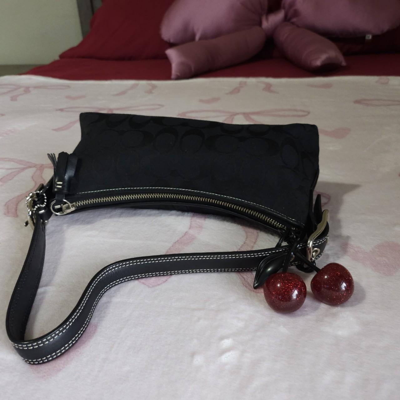 🌺🩷 Vintage Y2K Black Signature Cs East West Shoulder Bag Baguette✨🔥 🤎🌆