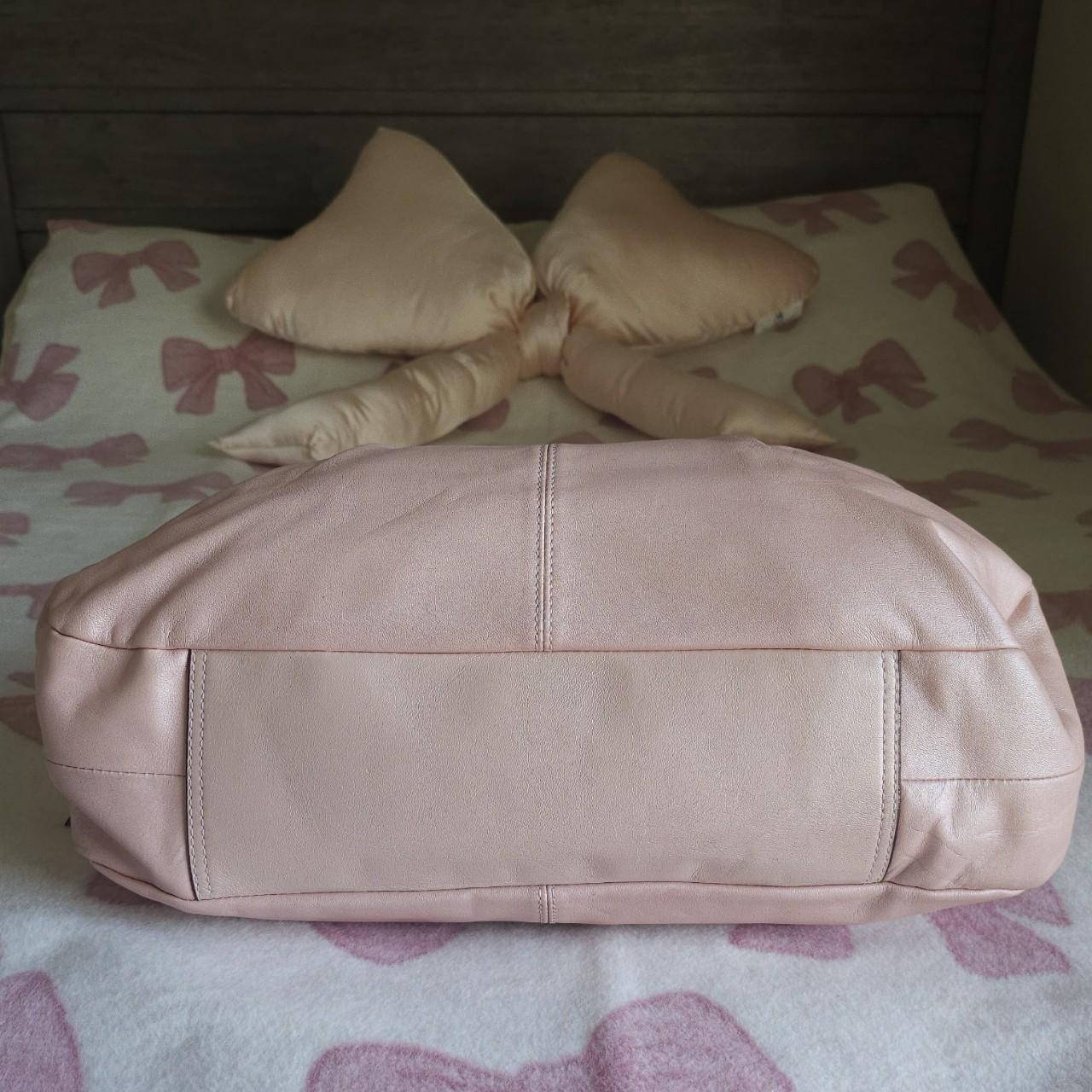 🌺🩷 Vintage Coach Pearly Pink Coquette Shoulder Bag✨🔥 🤎🌆