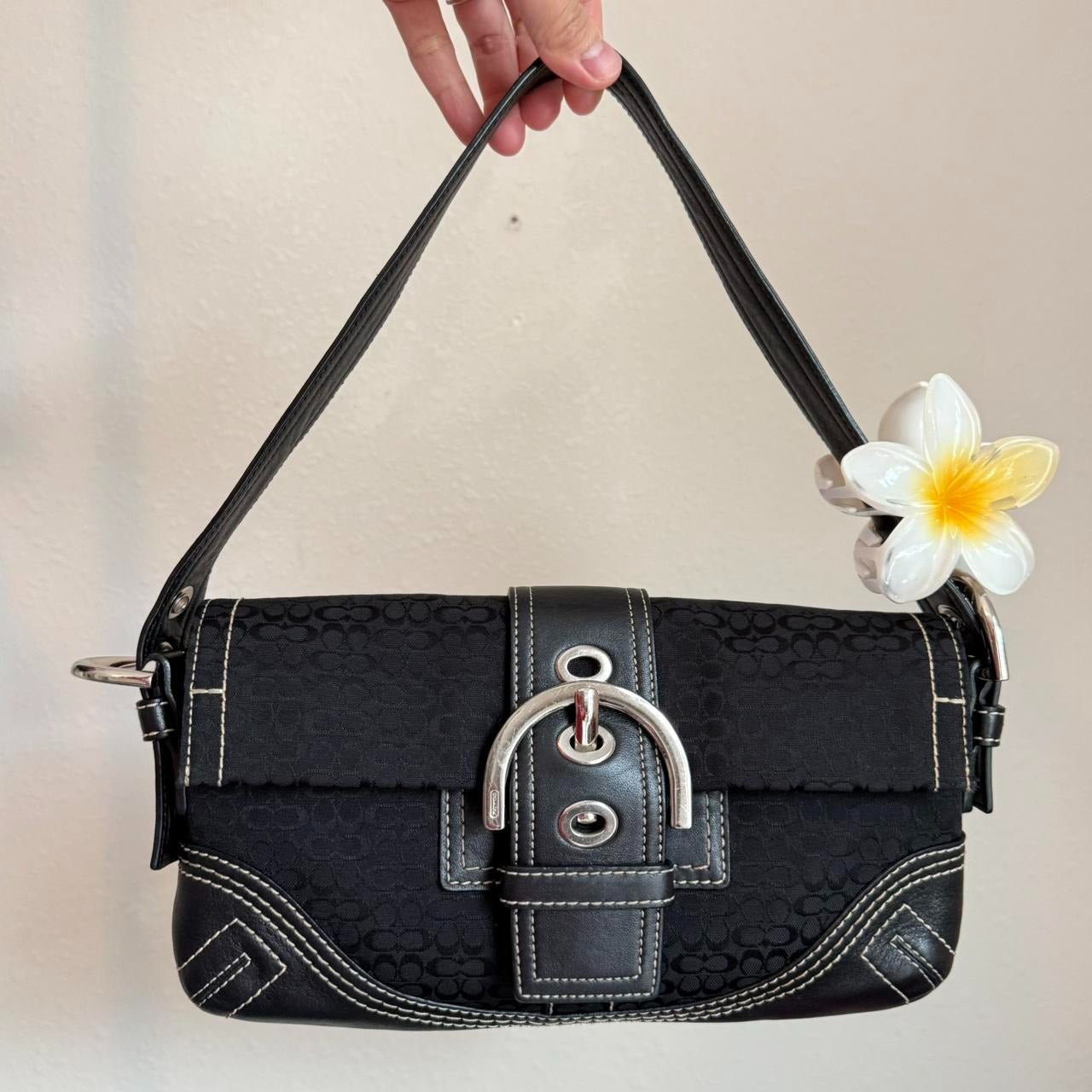 🌺🩷 Authentic Coach Soho Baguette shoulder bag 🤎🌆