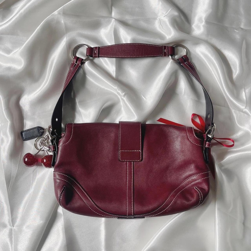 🌺🩷 🍒2005 Coach Black Cherry Pocket Soho 🍒 🤎🌆