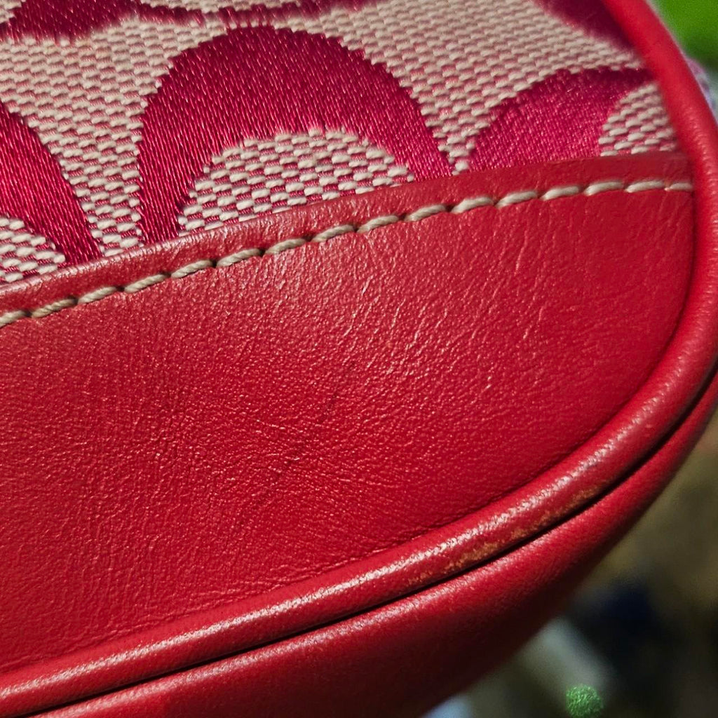 🌺🩷 ❤️ Vintage Y2K Demi Red Signature Cs Mini Shoulder Bag Purse ❤️ 🤎🌆