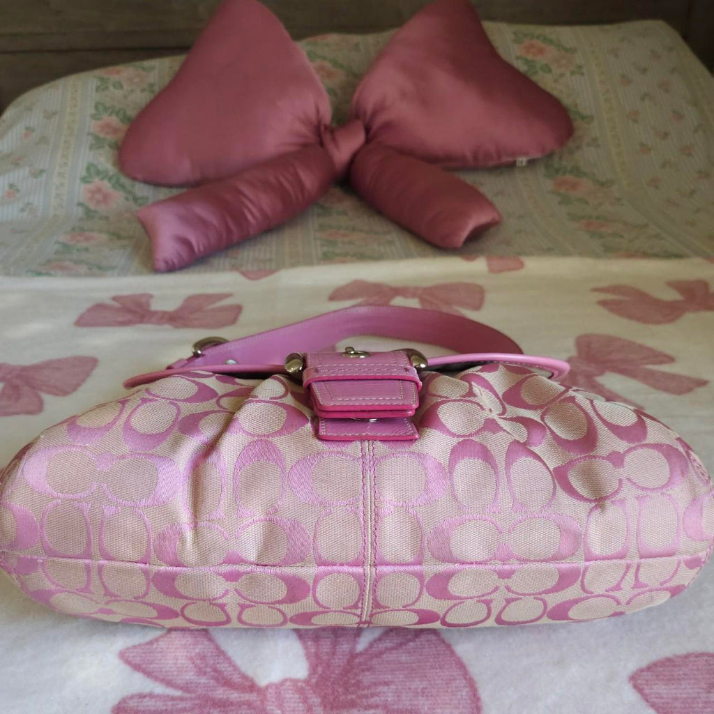 🌺🩷 Vintage Barbie Pink Soho Buckle Signature Cs Rare Shoulder Purse🩷🍒 🤎🌆