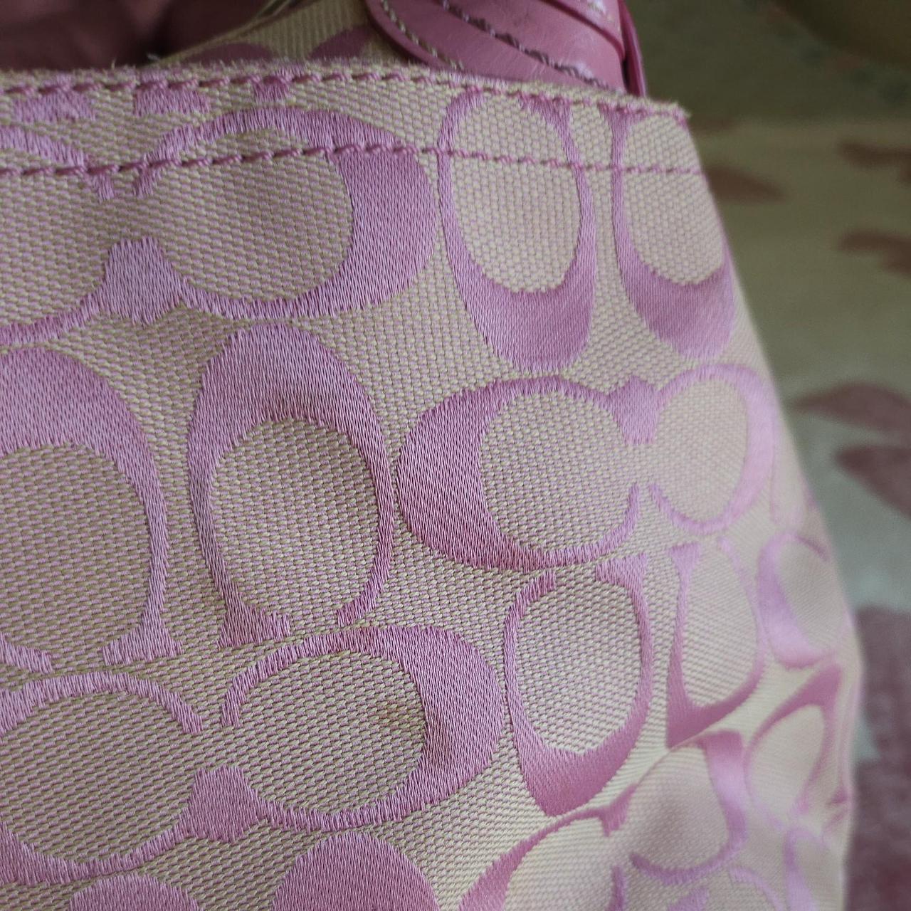 🌺🩷 Vintage Barbie Pink Soho Buckle Signature Cs Rare Shoulder Purse🩷🍒 🤎🌆