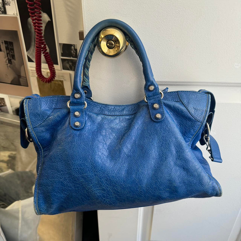 🌺🩷 PreOwned Authentic Balenciaga city bag blue lambskin leather💜🍇 🤎🌆