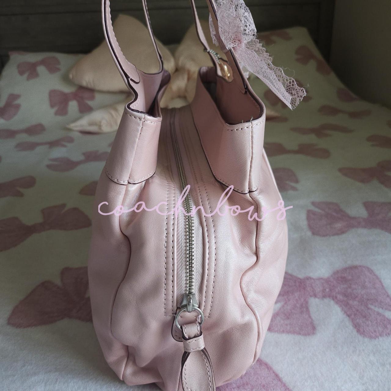 🌺🩷 Vintage Coach Pearly Pink Coquette Shoulder Bag✨🔥 🤎🌆