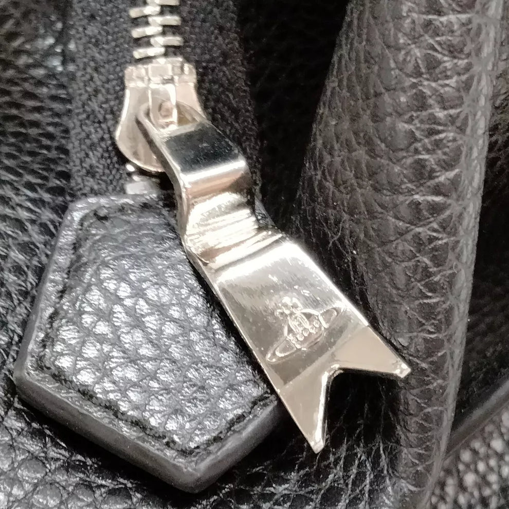 🌺🩷 Vivienne Westwood Shoulder Bag Black🫐🪻 🤎🌆