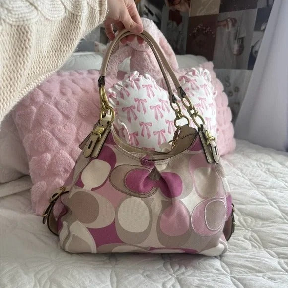 🌺🩷 💕 Y2K Coach Pink &amp; Cream Monogram Purse 💕 🤎🌆