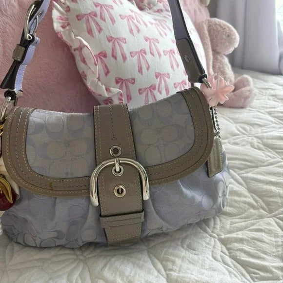 🌺🩷 💜 Y2K Coach Lavender Purple Soho Signature “C” Monogram Large Purse/Shoulder Bag 💜 🤎🌆