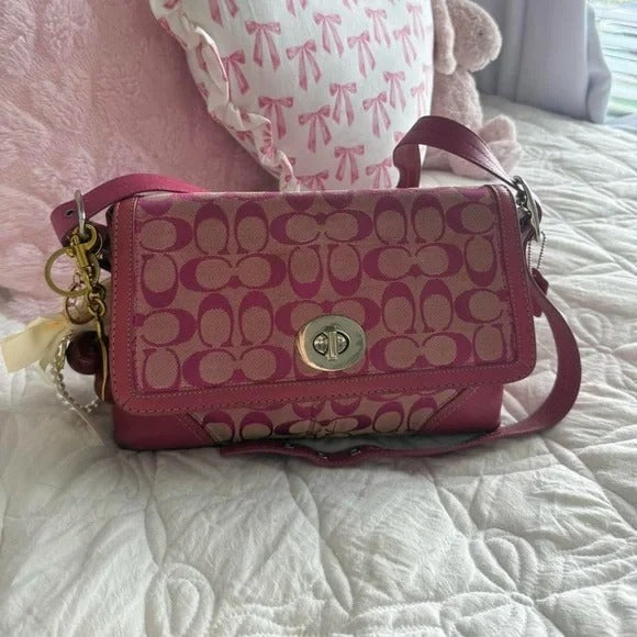 🌺🩷 💖 Y2K Coach Barbie Pink Hampton Monogram Shoulder Bag 💖 🤎🌆
