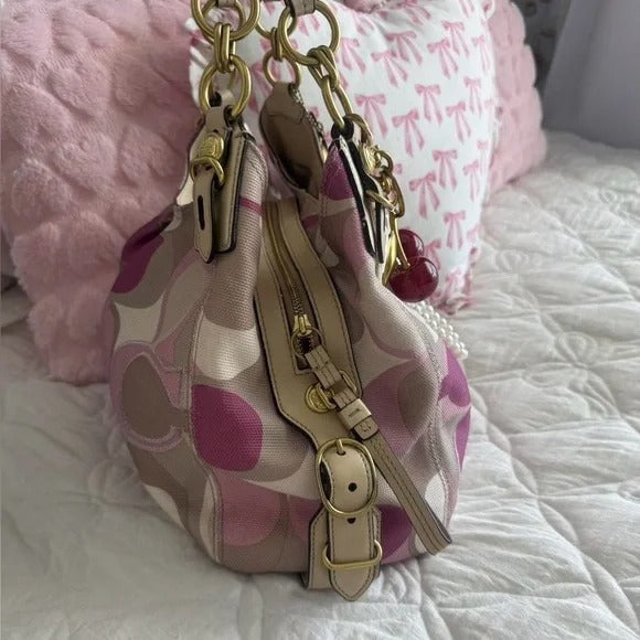🌺🩷 💕 Y2K Coach Pink &amp; Cream Monogram Purse 💕 🤎🌆
