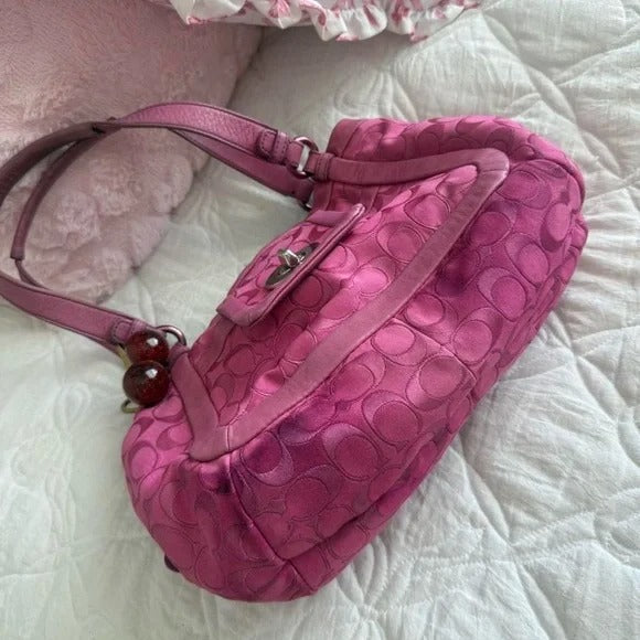 🌺🩷 💖 Y2K Hot Pink Coach Monogram Turn-Lock Shoulder Tote Bag 💖 🤎🌆