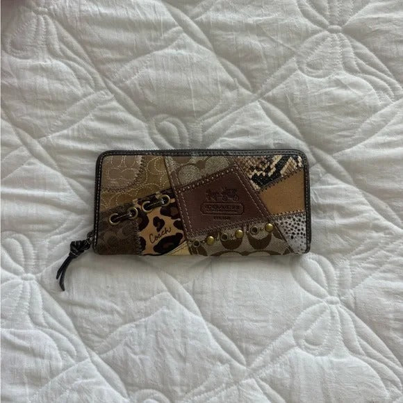 🌺🩷 🐆 Y2K Coach Brown Cheetah/Leopard Print Patchwork Carly Bag + Matching Wallet 🐆 🤎🌆