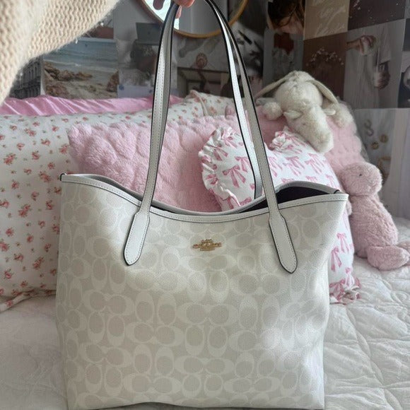 🌺🩷 🤍 White Coach City Tote in Signature Canvas 🤍 🤎🌆