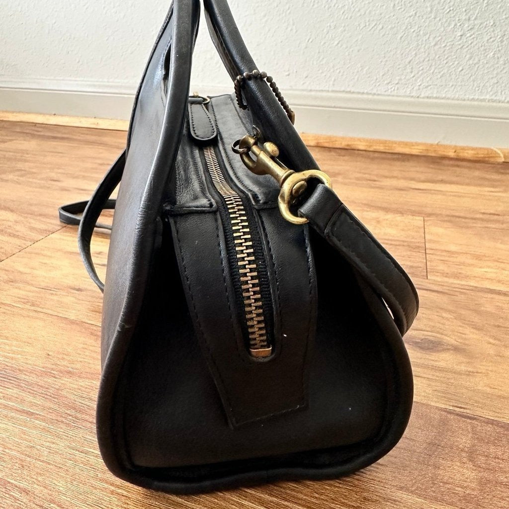 🌺🩷 Vintage Coach Carousel 🤎🌆