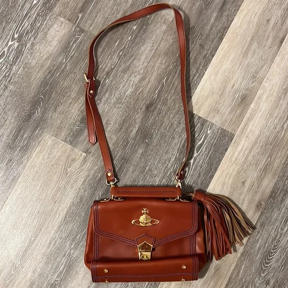 🌺🩷 Used Vivienne Westwood Bag🤎🌆 🤎🌆