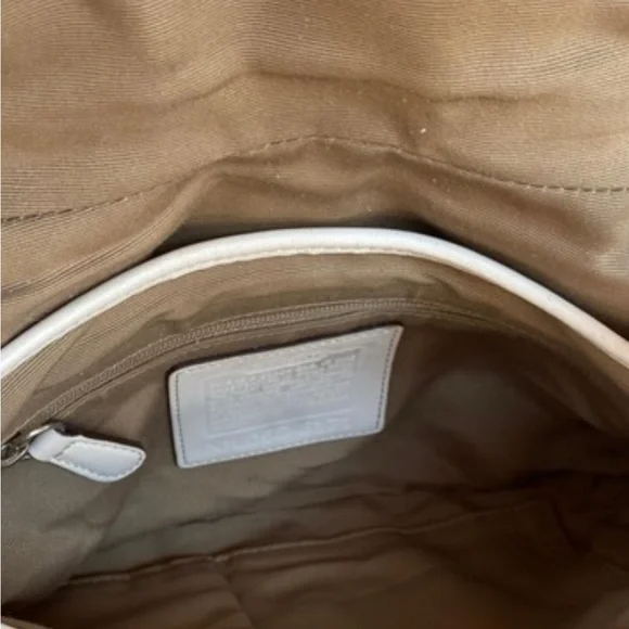 🌺🩷 Vintage Coach Soho Flap White Jacquard🍎🔥 🤎🌆