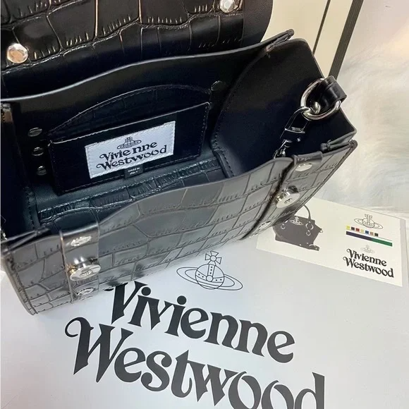🌺🩷 Vivienne Westwood BETTY MINI Croc Handbag💜🍇 🤎🌆