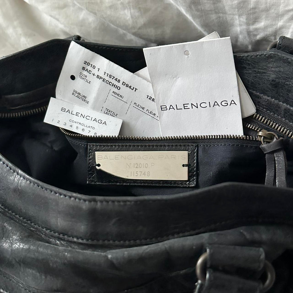 🌺🩷 🍎🔥Preowned BALENCIAGA CITY BAG🍎🔥 🤎🌆
