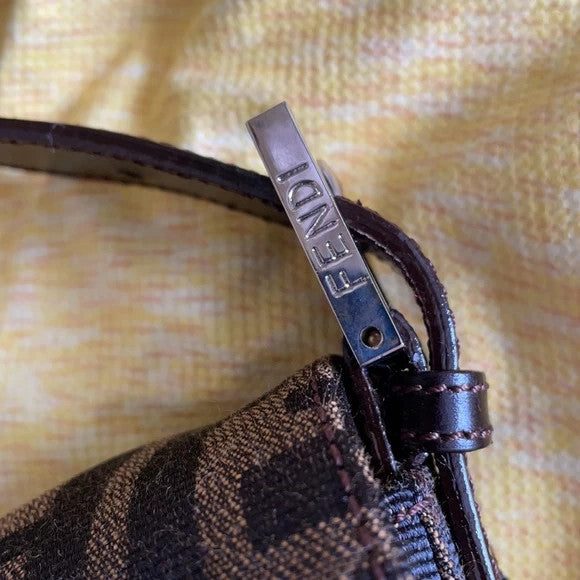 🌺🩷 New Auth Fendi Baguette New Vintage It Bag🩷🍒 🤎🌆