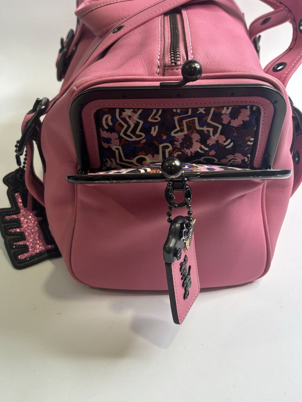 🌺🩷 Keith Haring X Coach Collaboration Pink Handbag🍬⚡ 🤎🌆