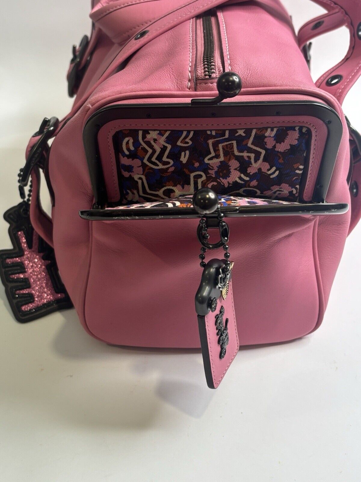 🌺🩷 Keith Haring X Coach Collaboration Pink Handbag🍬⚡ 🤎🌆