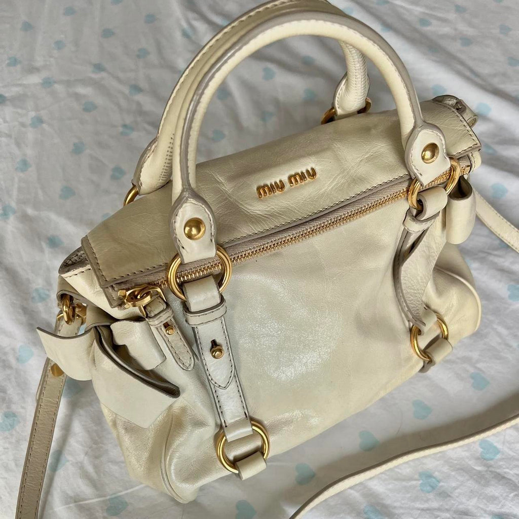 🌺🩷 Authentic Cream Miu Miu Vitello Lux Bow Bag With Gold Hardware🤍🗻 🤎🌆