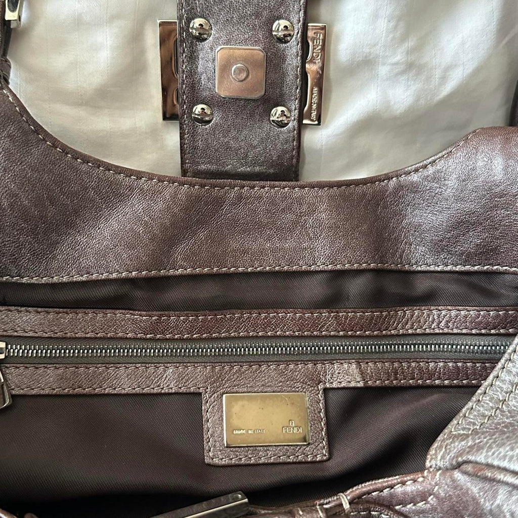 🌺🩷 🩷🍒Preowned VINTAGE FENDI HOBO BAG✨🔥 🤎🌆