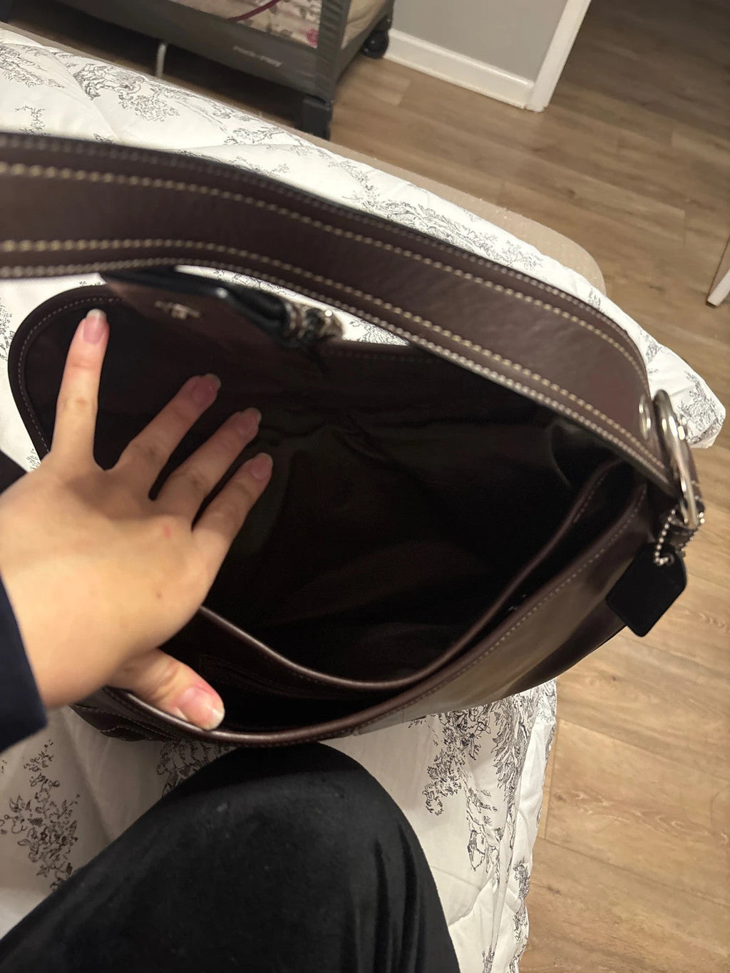 🌺🩷 Coach F10192 Medium Vintage Soho Top Flap Y2K Black Leather Shoulder Bag🤎🌆 🤎🌆