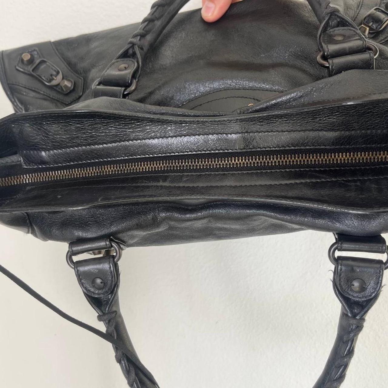 🌺🩷 🥬🎄Preowned Authentic black Balenciaga city bag🥬🎄 🤎🌆