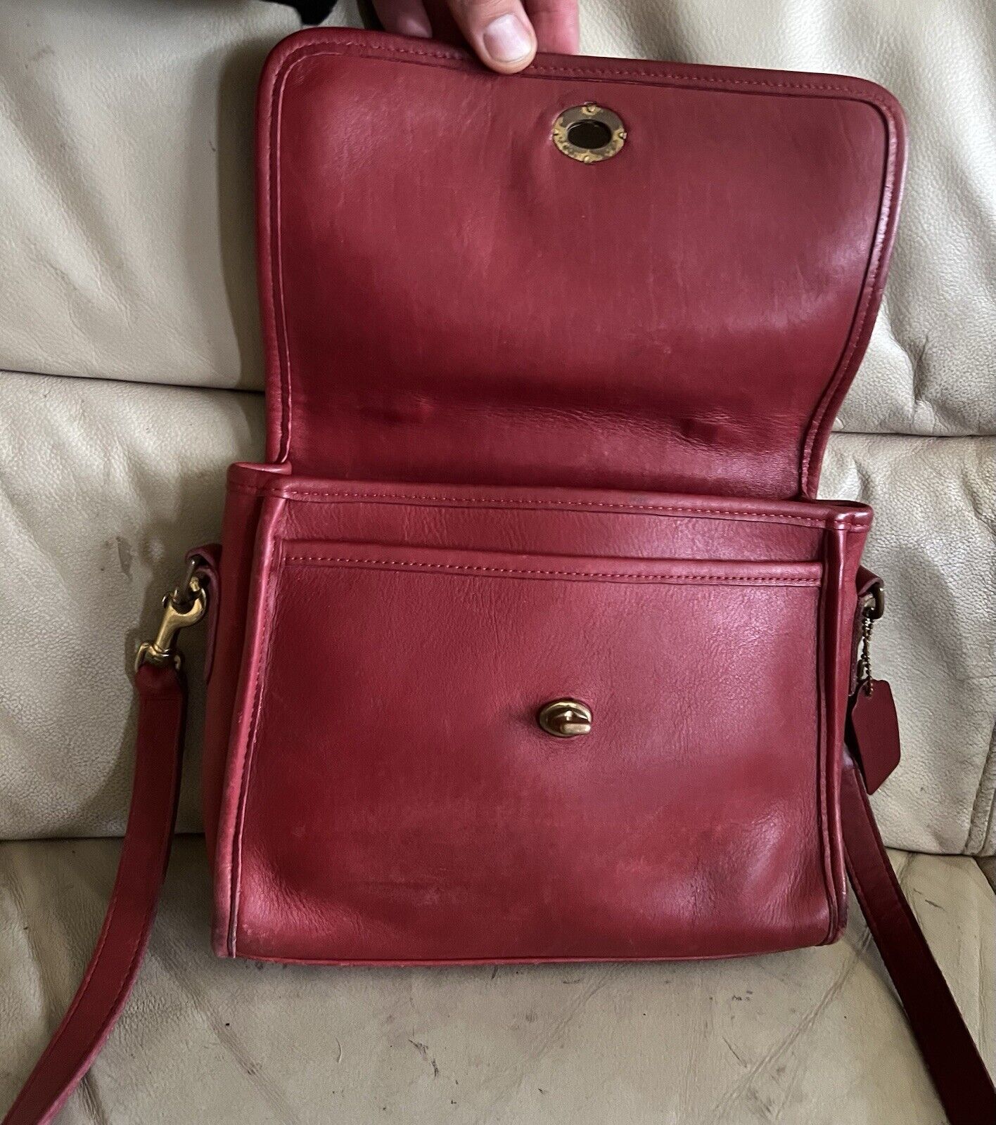 🌺🩷 Vintage Coach Purse 9870 Red Leather Court Top Handle Bag Crossbody 🍒❤️‍🔥 🤎🌆