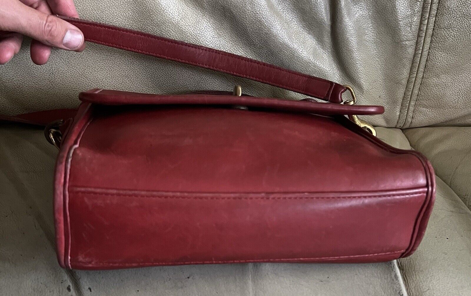 🌺🩷 Vintage Coach Purse 9870 Red Leather Court Top Handle Bag Crossbody 🍒❤️‍🔥 🤎🌆