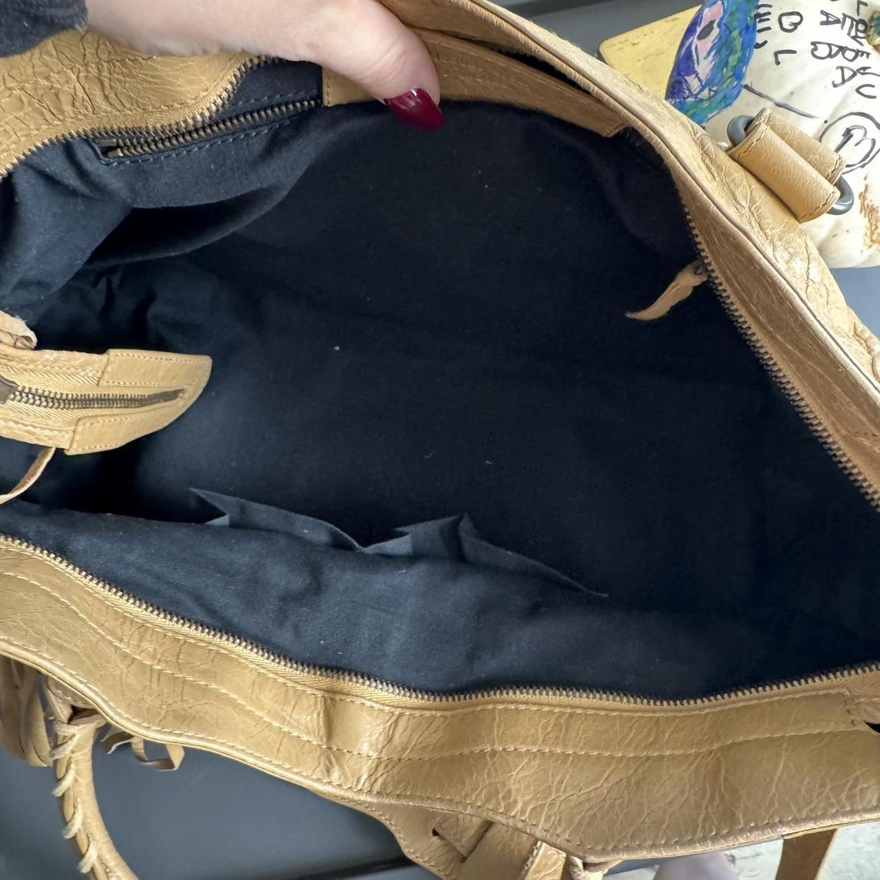 🌺🩷 Preowned Authentic Balenciaga city bag✨🔥 🤎🌆